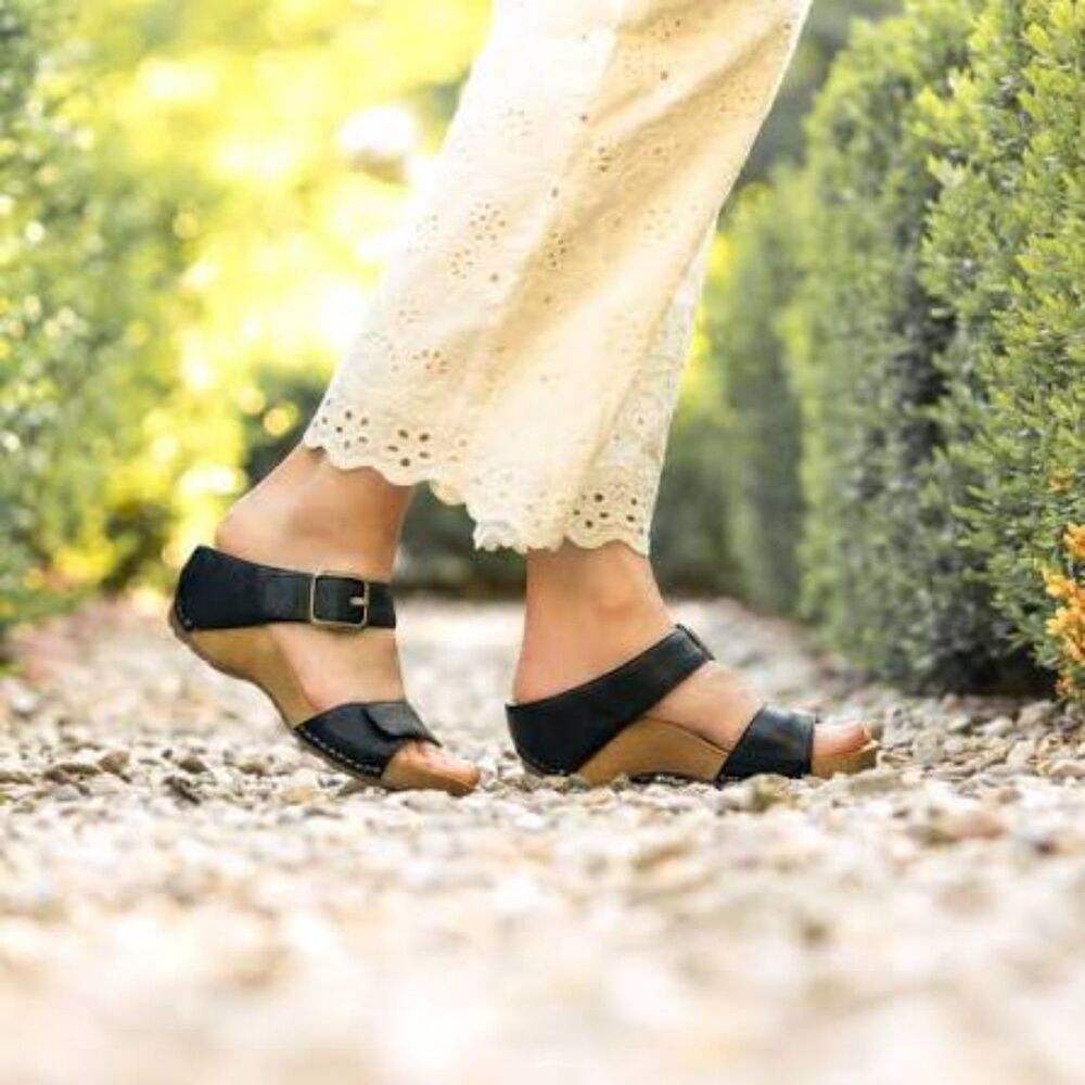 Dansko Tanya Black Leather Wedge Sandals, EU 40 (S3)